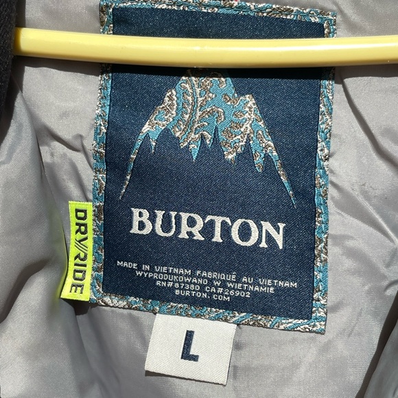 Burton snow jacket - Picture 3 of 3